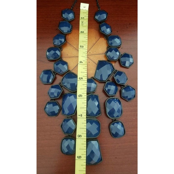 New Blue Lapis / Black Tone Heavy Chain Graduated Stone Statement Necklace NWOT - Picture 3 of 3
